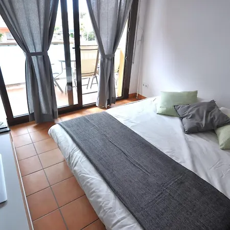 Rnet - Ii - 2-9 Appartement Roses